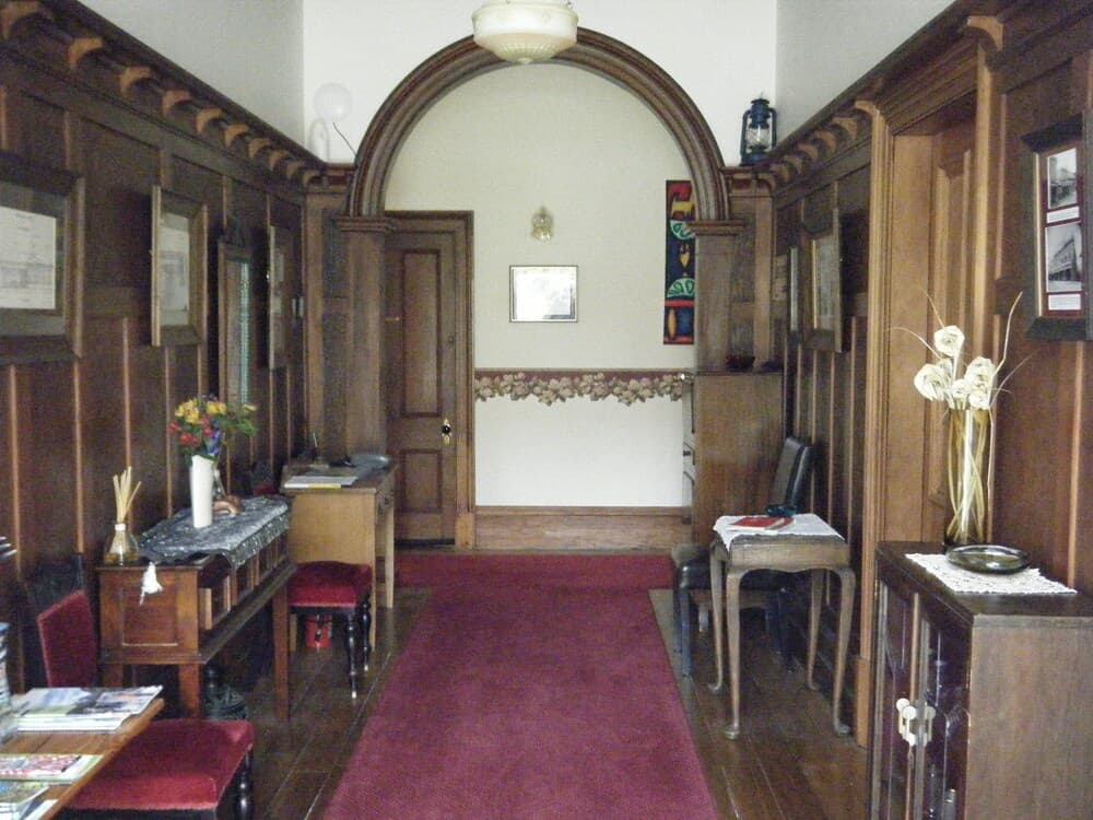 Gallery image 3