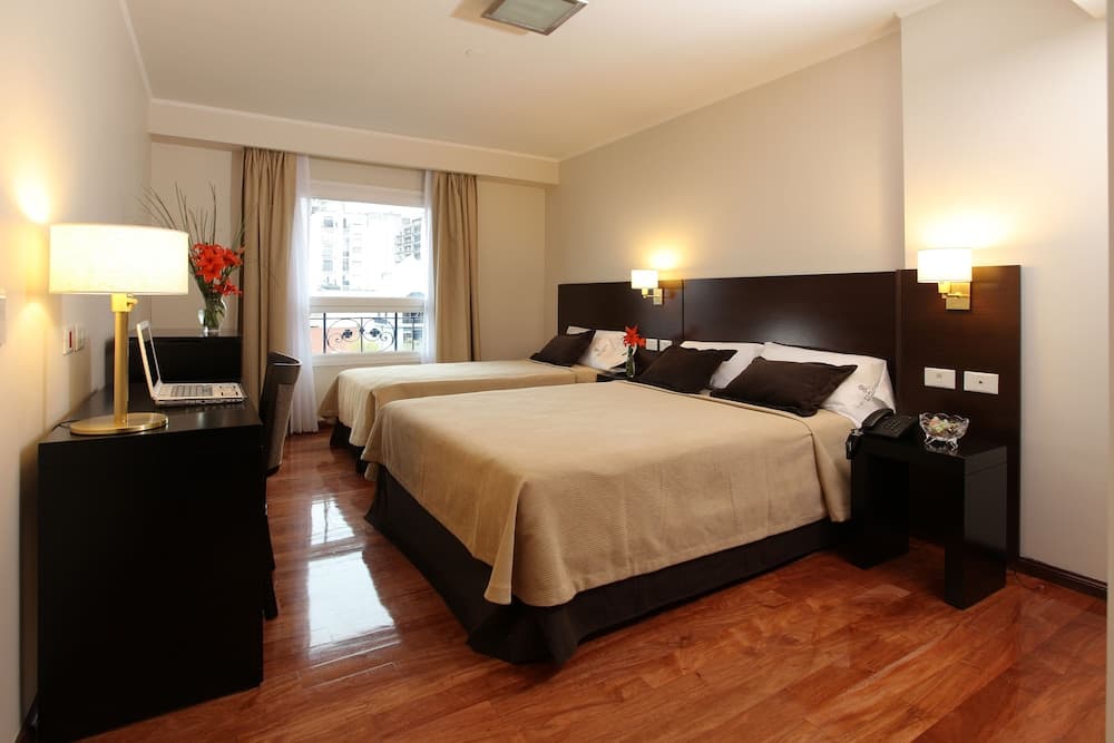 Europlaza Hotel & Suites
