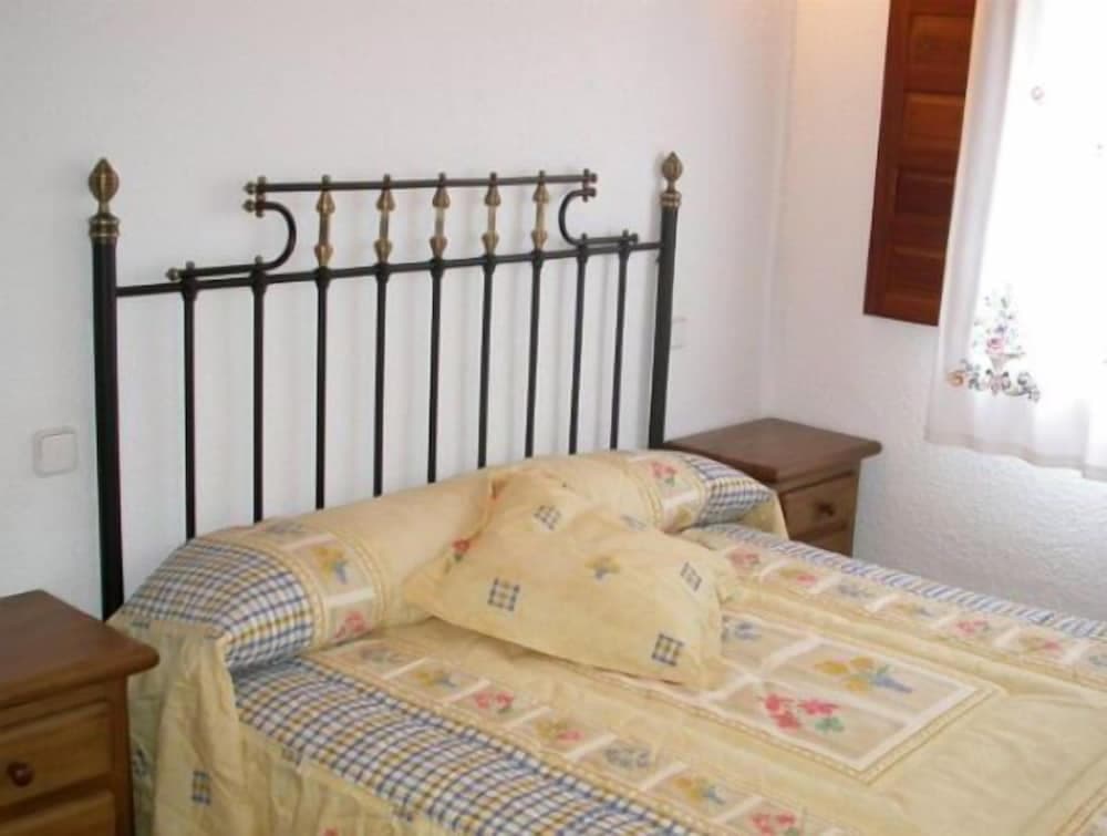 Hotel Casa Rural Ropino