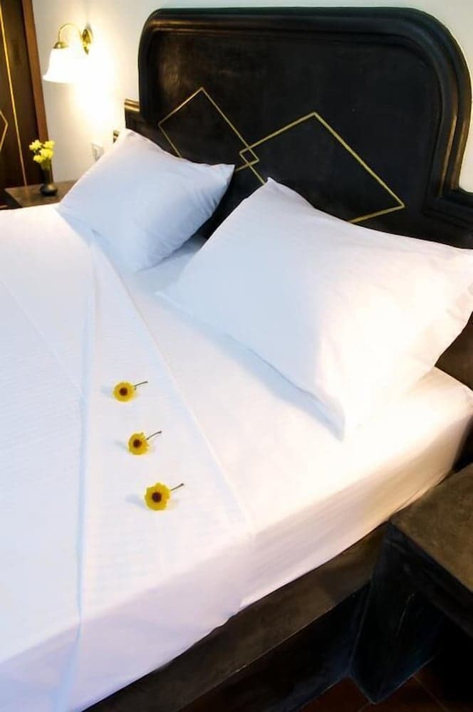 Tropical Palm Resort