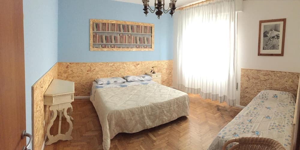 Venice Treviso Airport Bed