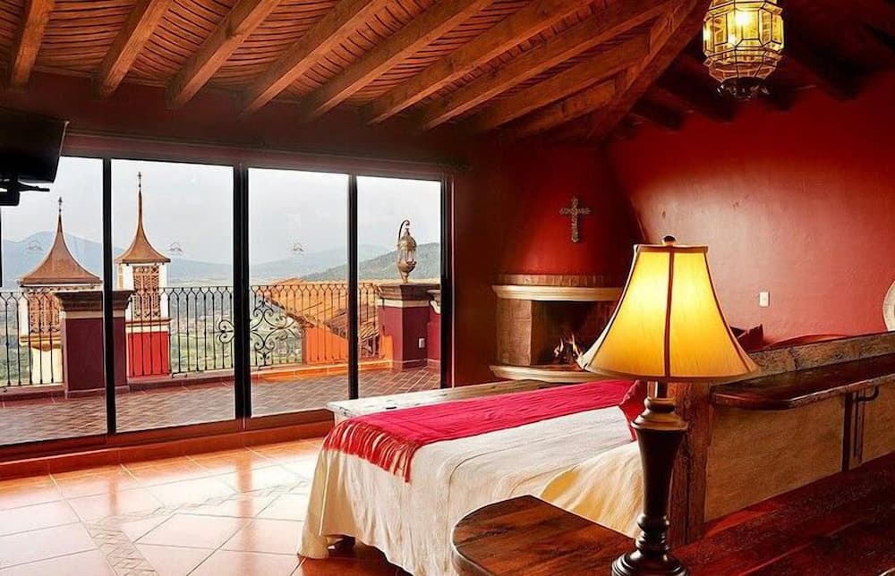 Hotel Porton Del Cielo