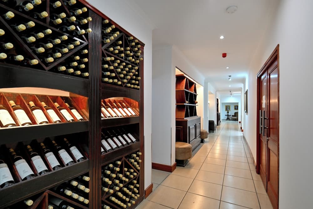 Val Du Charron Wine & Leisure Estate