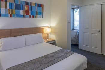 Bay 10 Accommodation