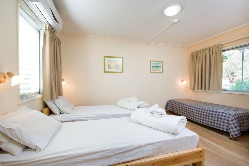 Kibbutz Inbar Country Lodging