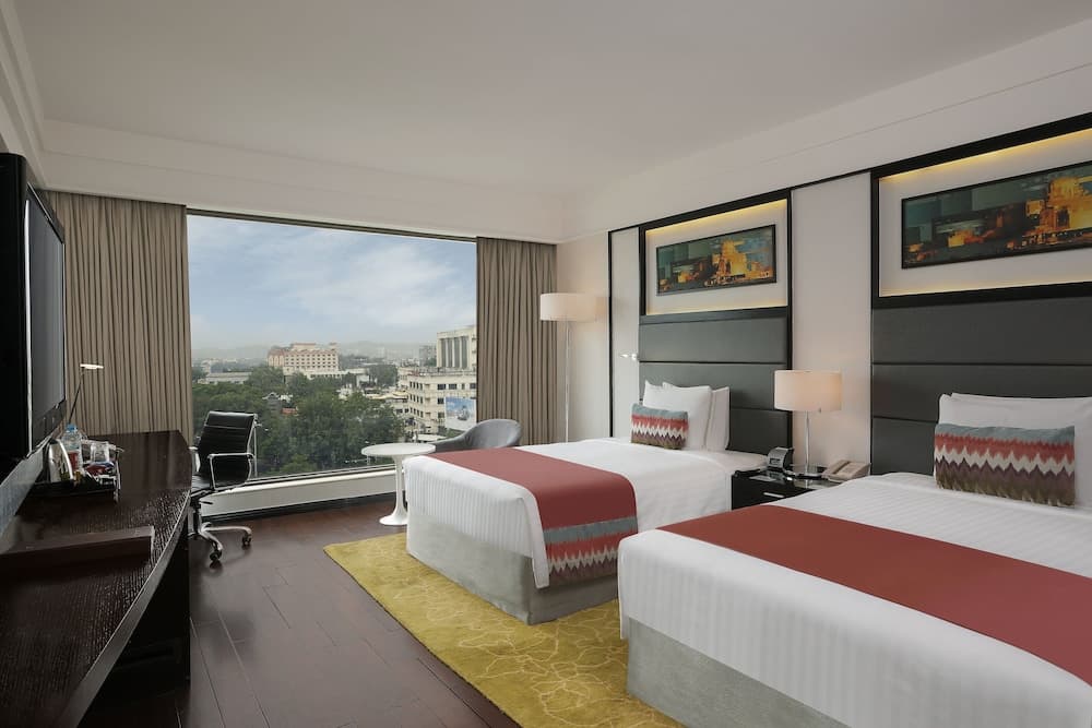 Crowne Plaza Pune City Centre by IHG