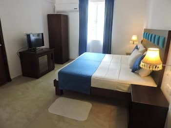 Pigeon Island Beach Resort