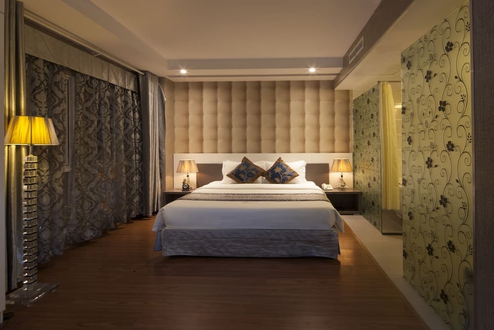 Sunflower Luxury Hotel