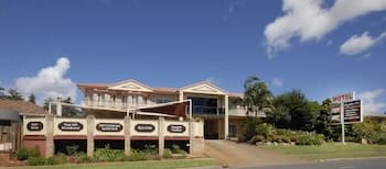 Highlander Motor Inn & Apartments