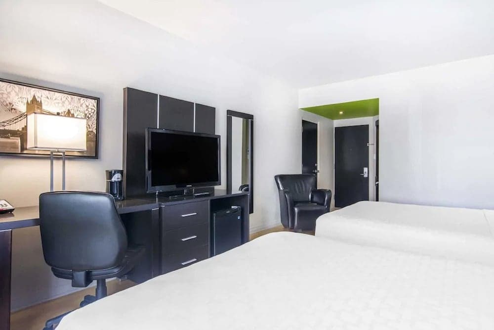 Travelodge by Wyndham Trois-Rivieres