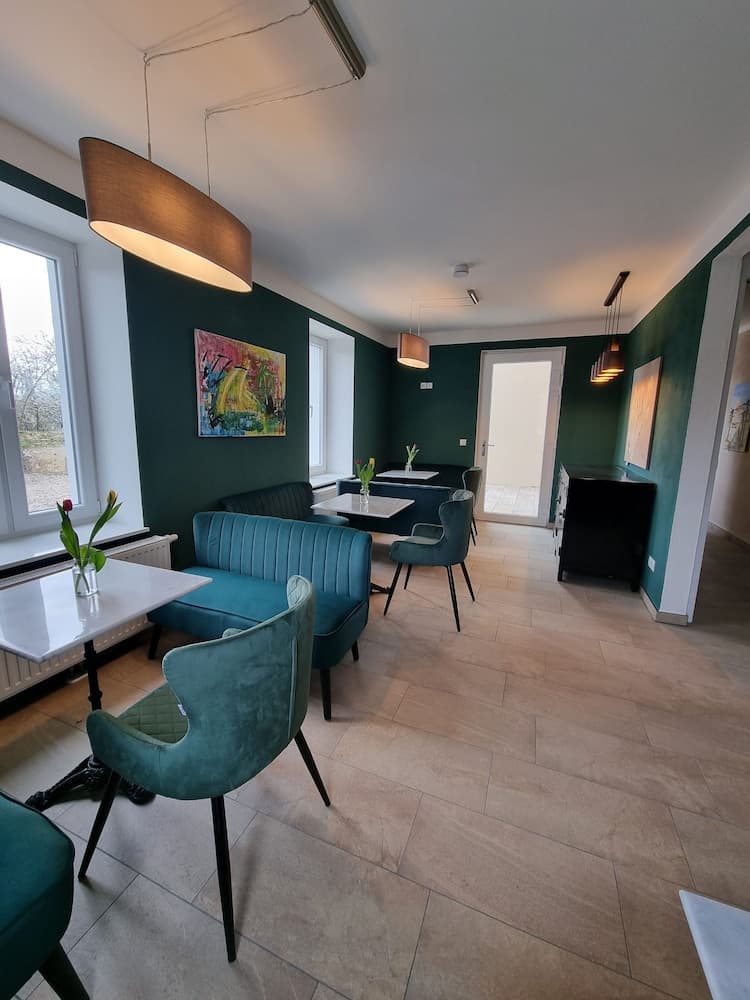 Hotel Burg Wanzleben