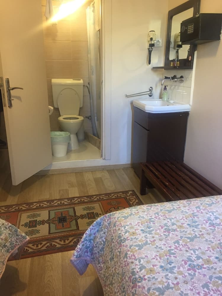 Berk Guesthouse - 'Grandma's House'