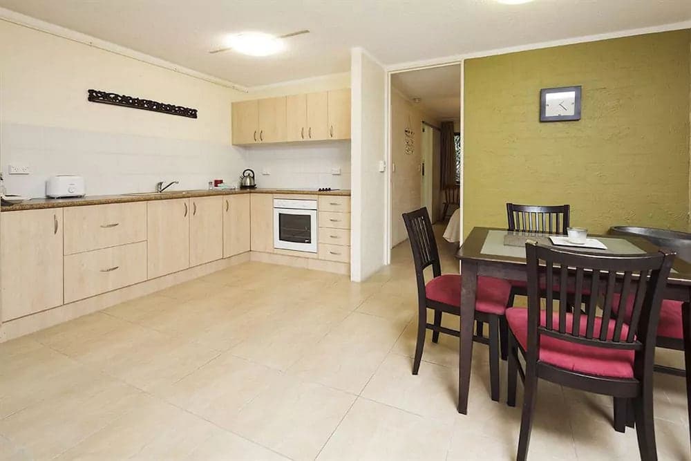 Burleigh Palms Holiday Apartments
