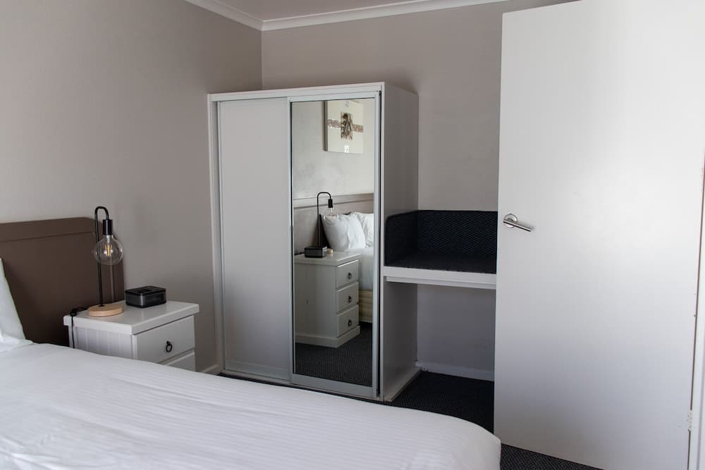 Arkana Motor Inn & Terrace Apartments