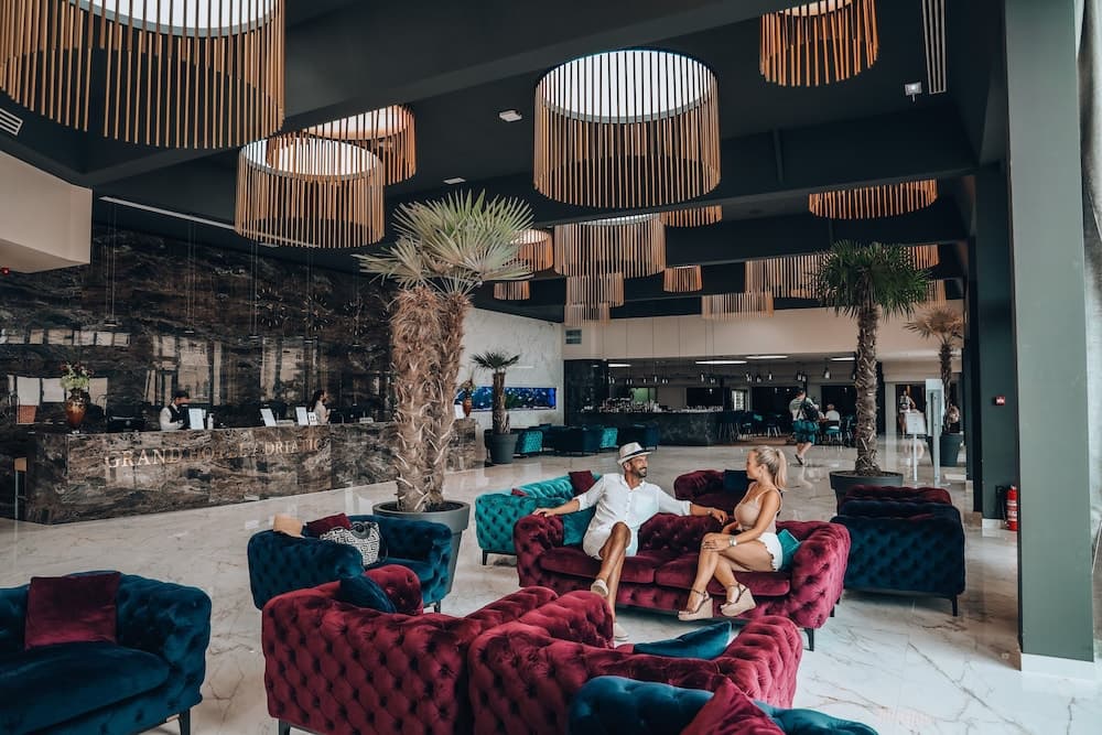 Grand Hotel Adriatic II