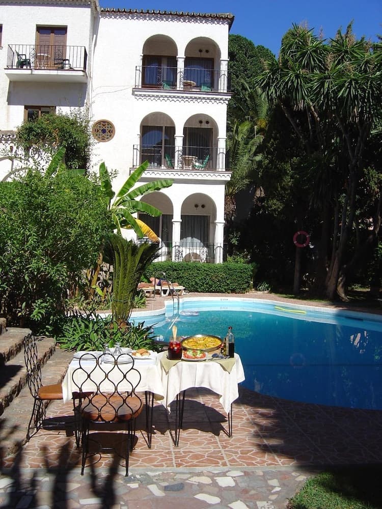 hotel image
