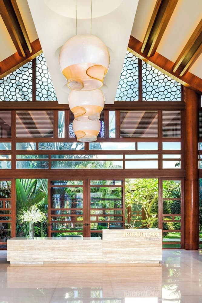 The St. Regis Sanya Yalong Bay Resort