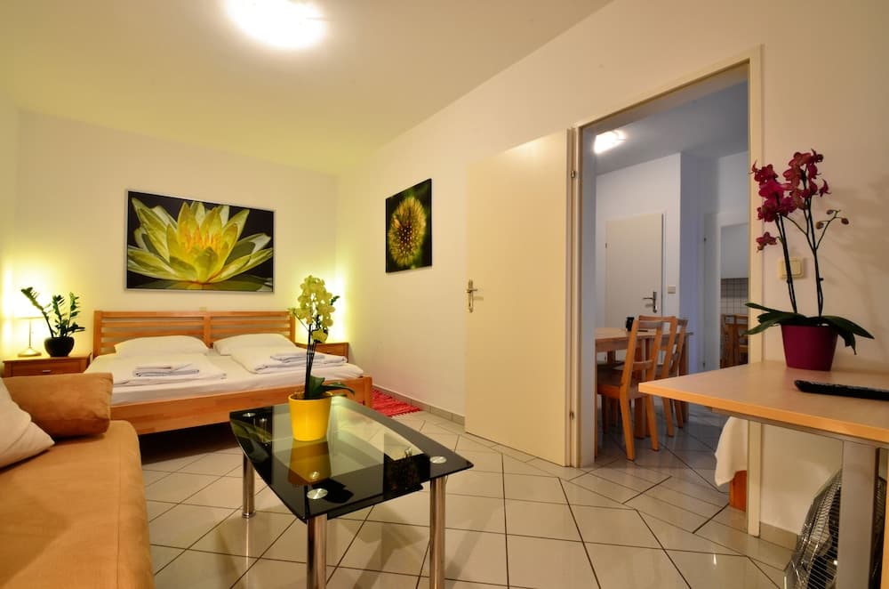 AJO Vienna Garden - Contactless Check-in