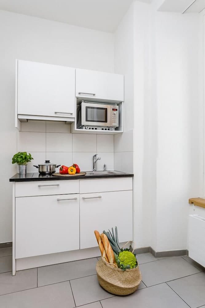 Swiss Star Apartments West End