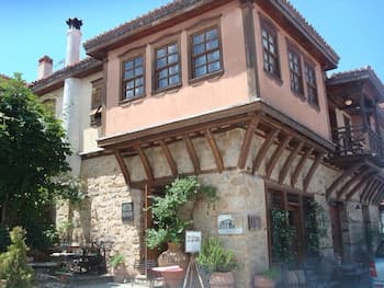 Oikia Alexandrou Traditional Inn