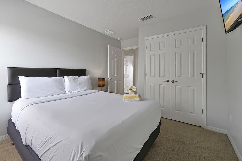 Encantada Resort Vacation Townhomes by IDILIQ