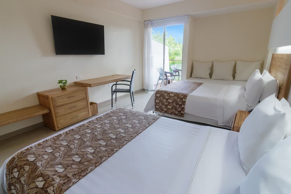 GHL Hotel Club El Puente