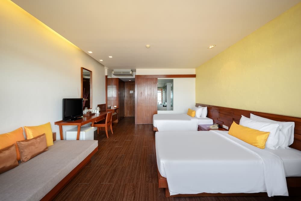 Karon Phunaka Resort