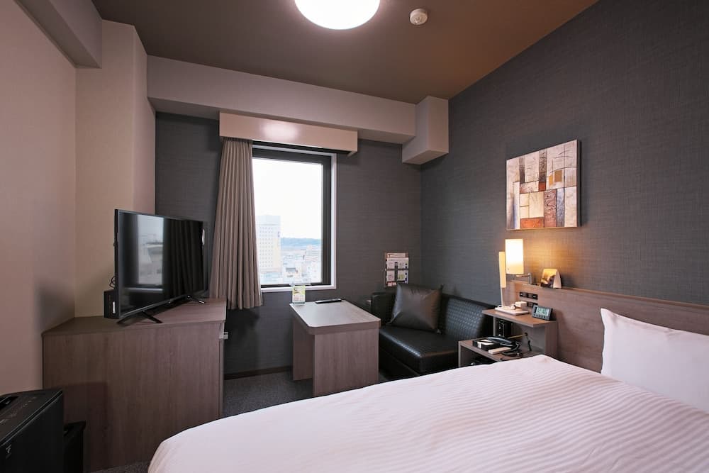 Hotel Route Inn Toyama Ekimae