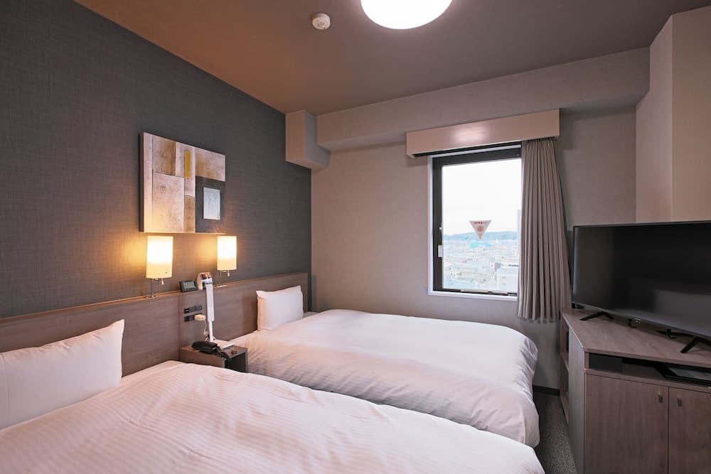 Hotel Route Inn Toyama Ekimae