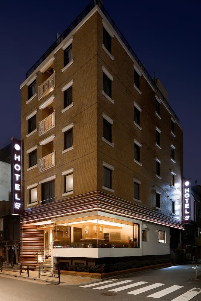 hotel image