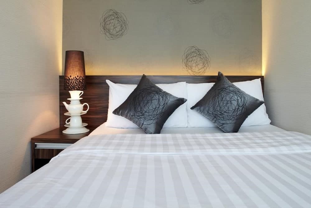 Bridal Tea House Hotel - Gillies Avenue South