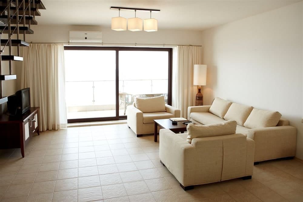 Ofir Apartment Hotel