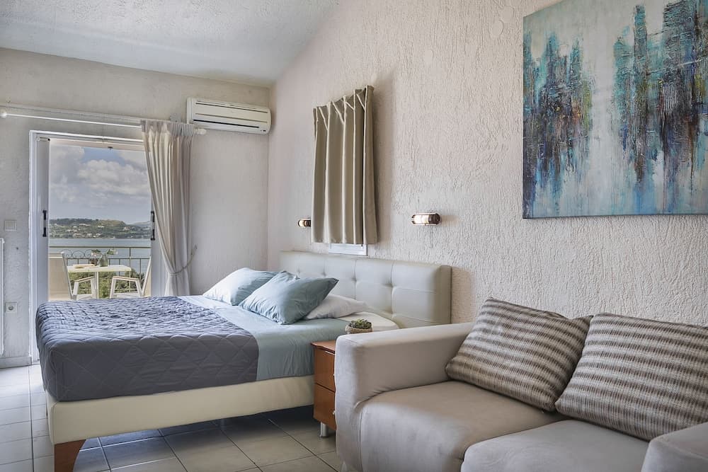 Panorama Fanari Studios & Apartments