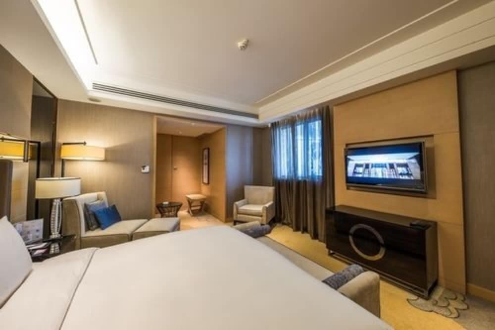 Crowne Plaza Xian by IHG