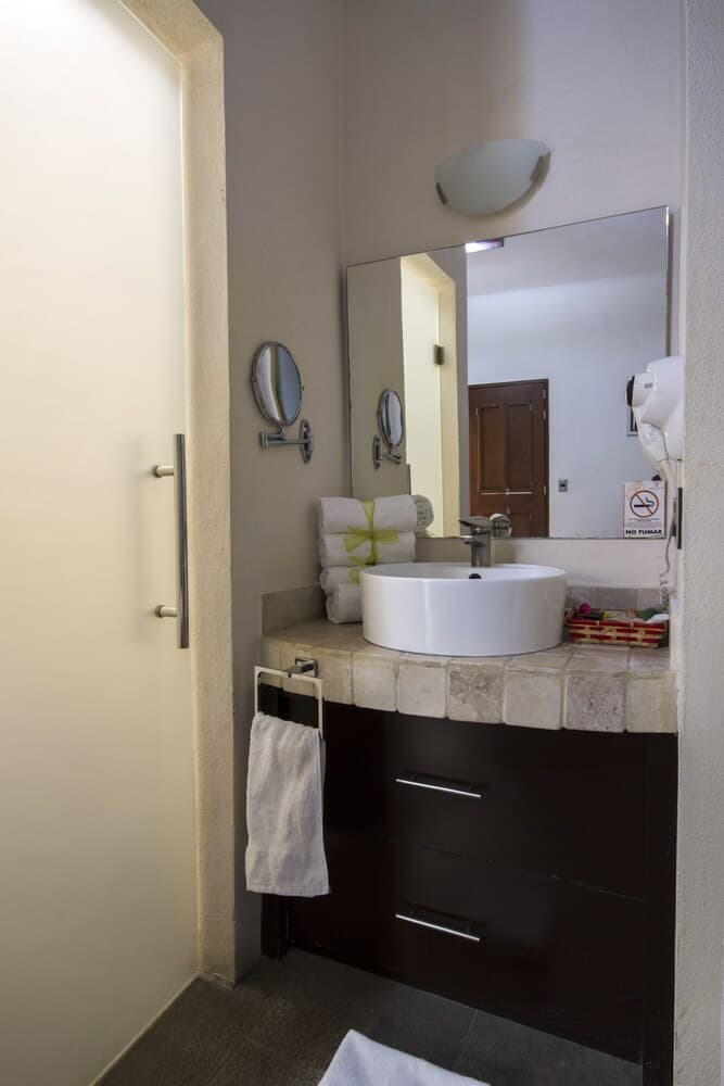 Monte León Hotel Boutique y Galería