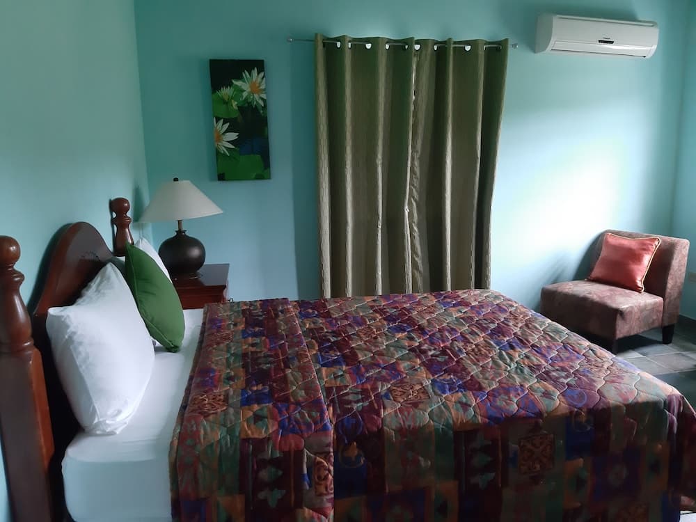 LambLion Holiday Apartments