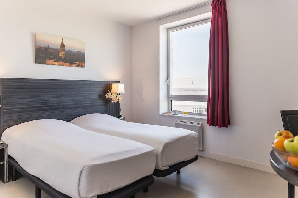 Zenitude Hôtel - Résidences Toulouse Fluvia