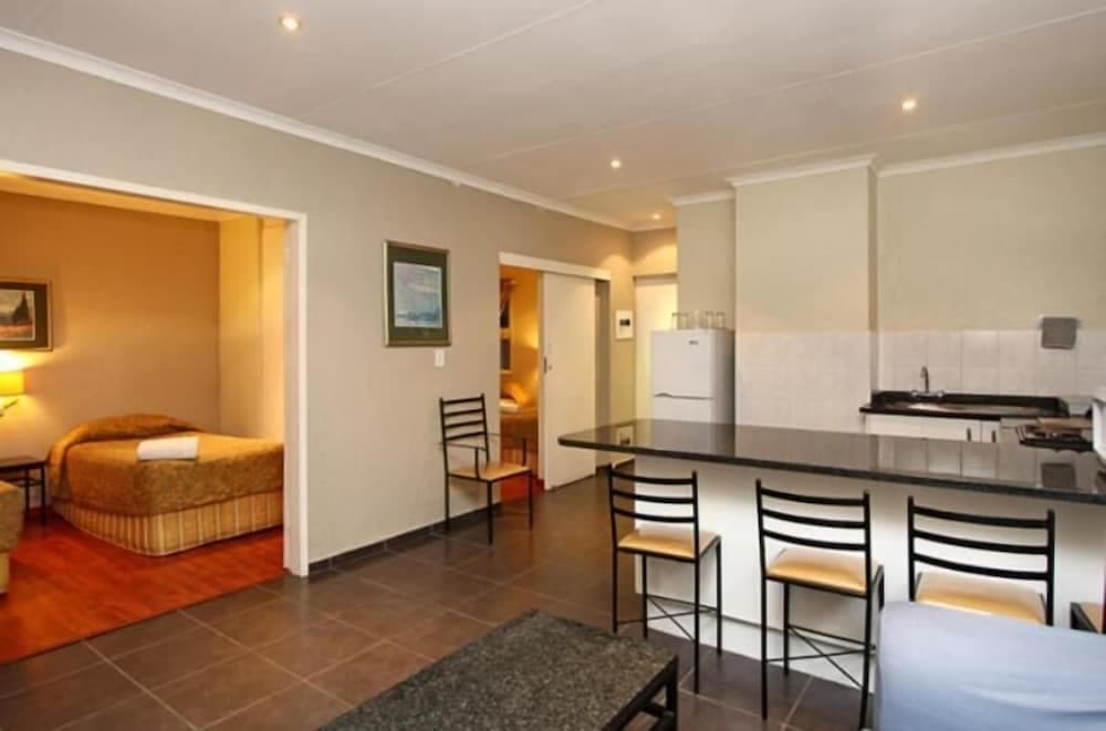 Vetho 2 Apartments OR Tambo Airport