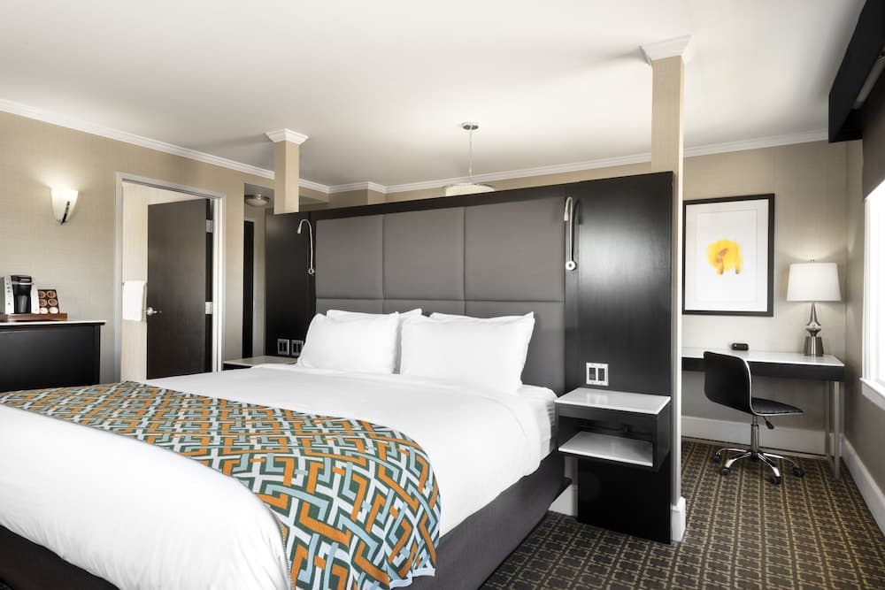 voco The Tiger Hotel Columbia, MO by IHG