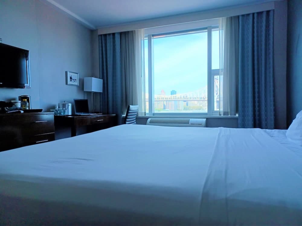 Wyndham Garden Long Island City