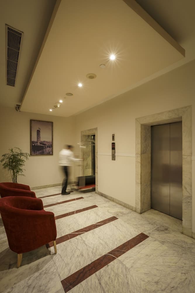 Caspia Hotel New Delhi Shalimar Bagh