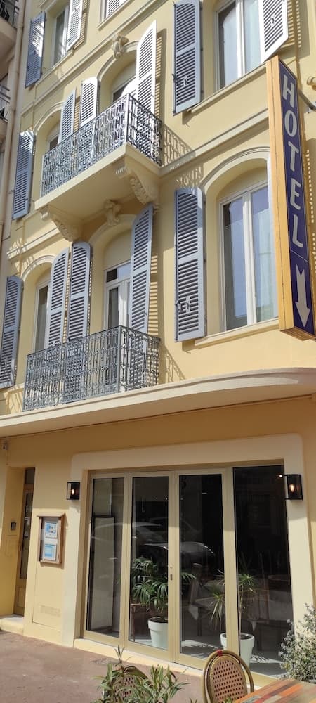 hotel image