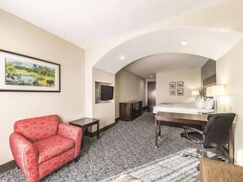La Quinta Inn & Suites by Wyndham Tulsa - Catoosa Route 66