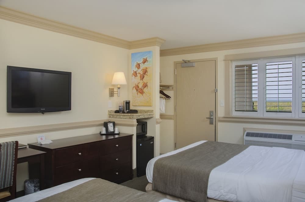 Shutters on the Banks