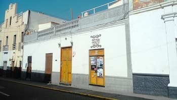 El Albergue Español Backpackers