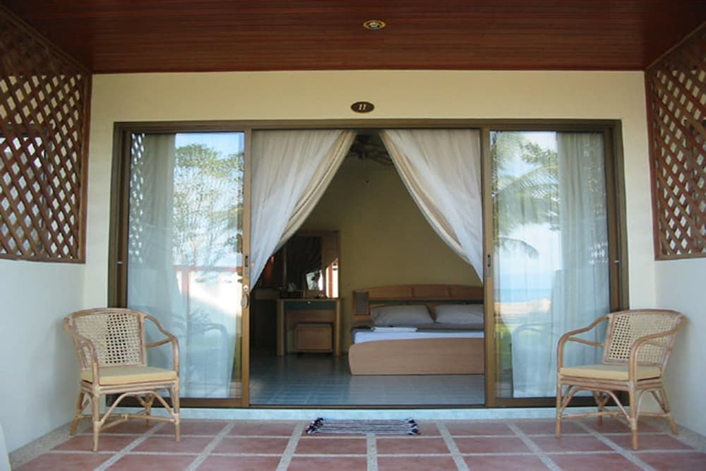 The Waterfront Hotel at Fisherman's Village