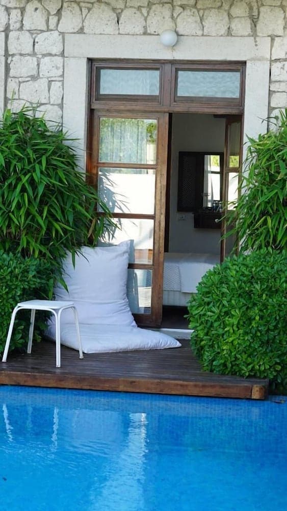 Alenos Boutique Hotel