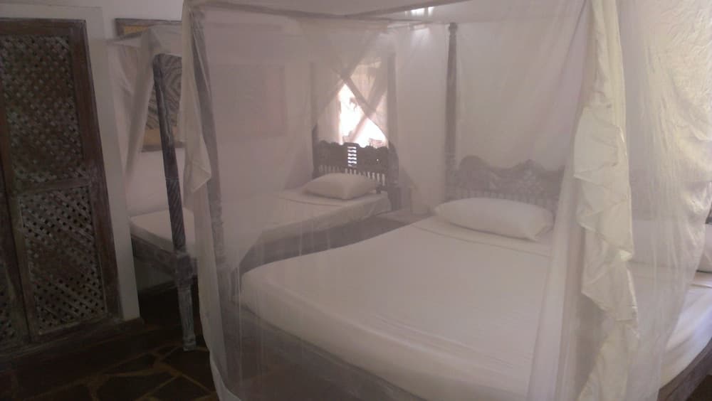 Marine Holiday House