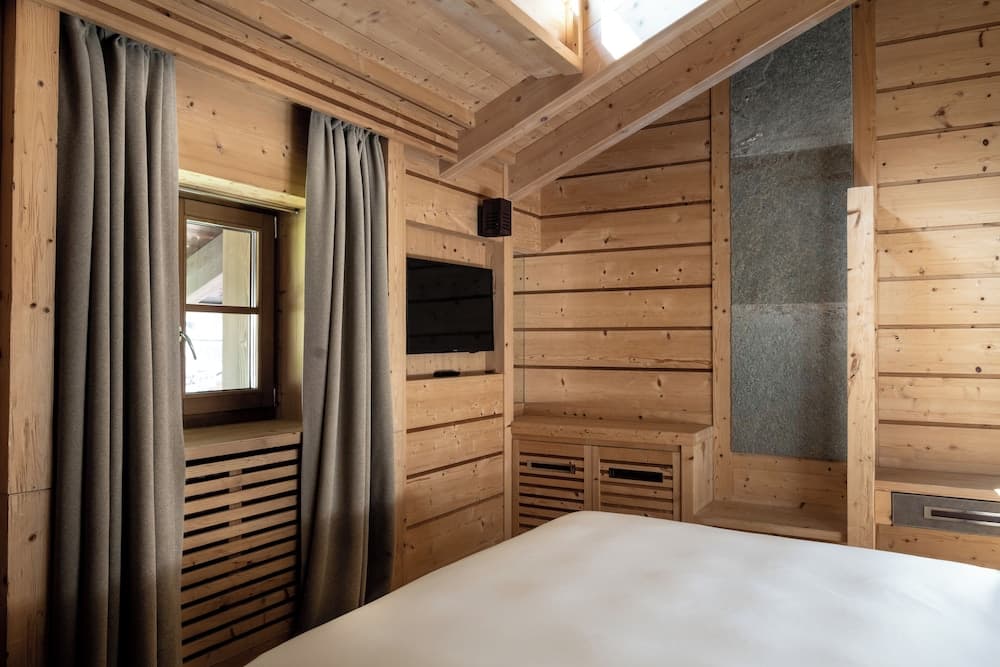 Rosapetra Spa Resort