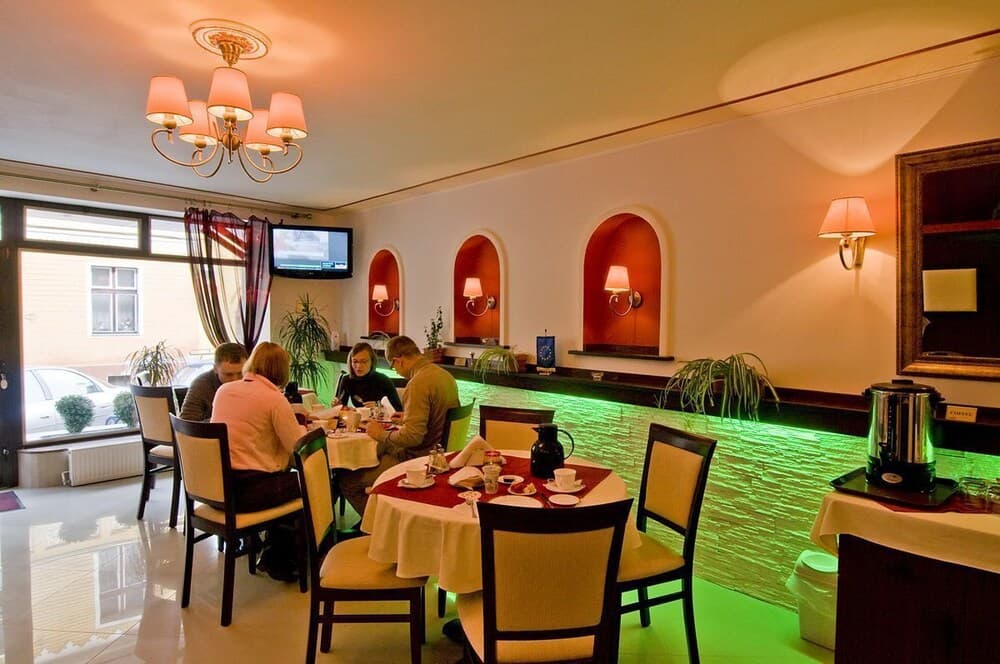 Hotel Pensiune Natural